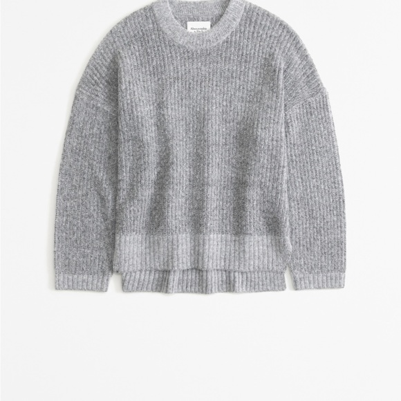 Abercrombie sweater bundle - nwt - Picture 3 of 7